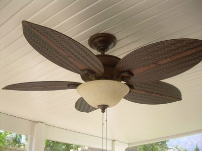 Fan-closeup-in-flat-pan-cover